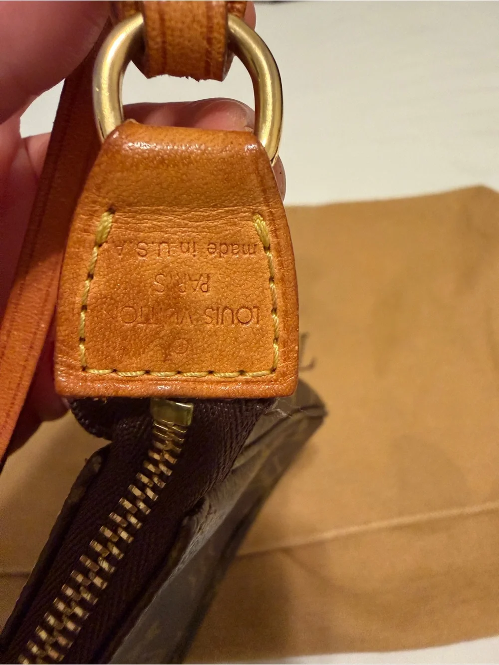Louis Vuitton dust connects